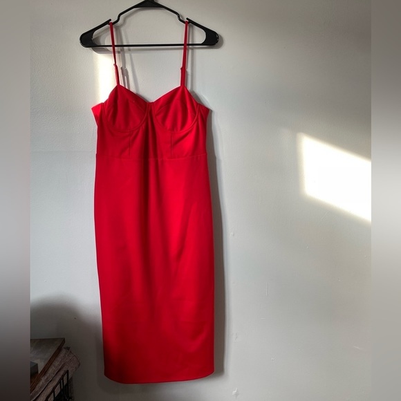Lulus Dresses & Skirts - 𝅺RED Dress